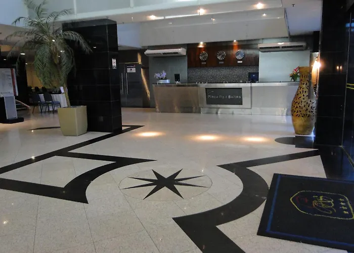Plaza Praia SuítesHotel em Fortaleza